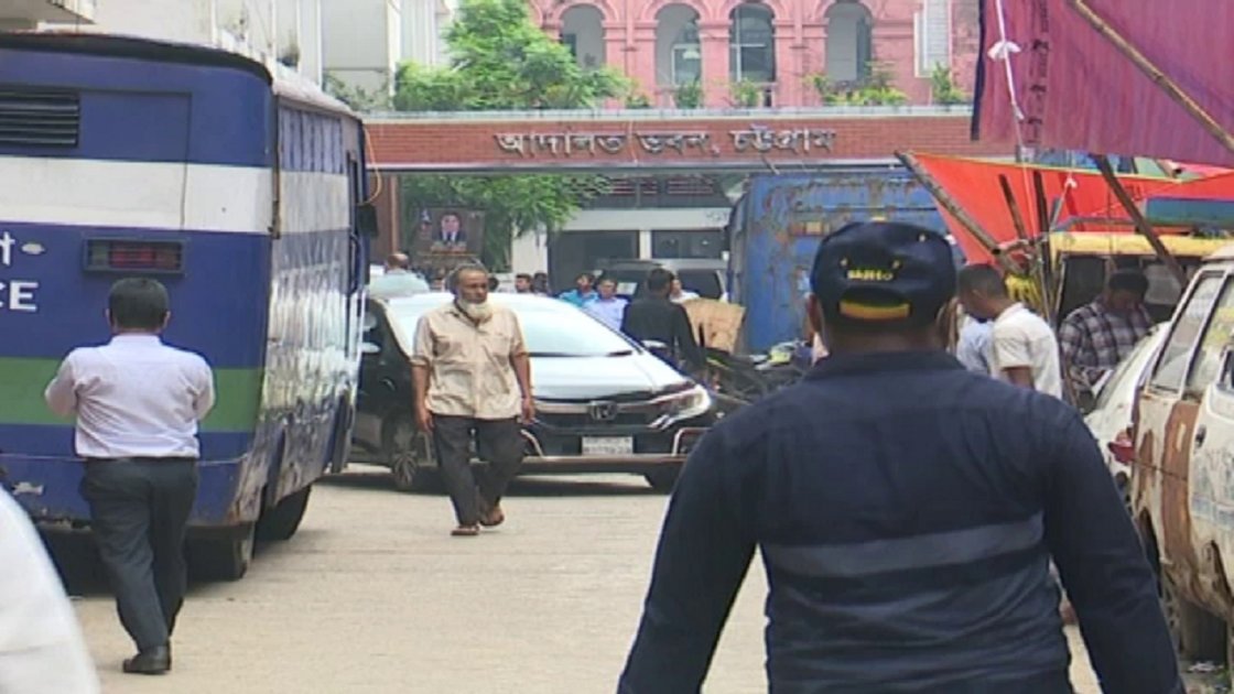 চট্টগ্রামে অনলাইন প্রতারণায় ৬২ বিদেশির দুই দিনের রিমান্ড