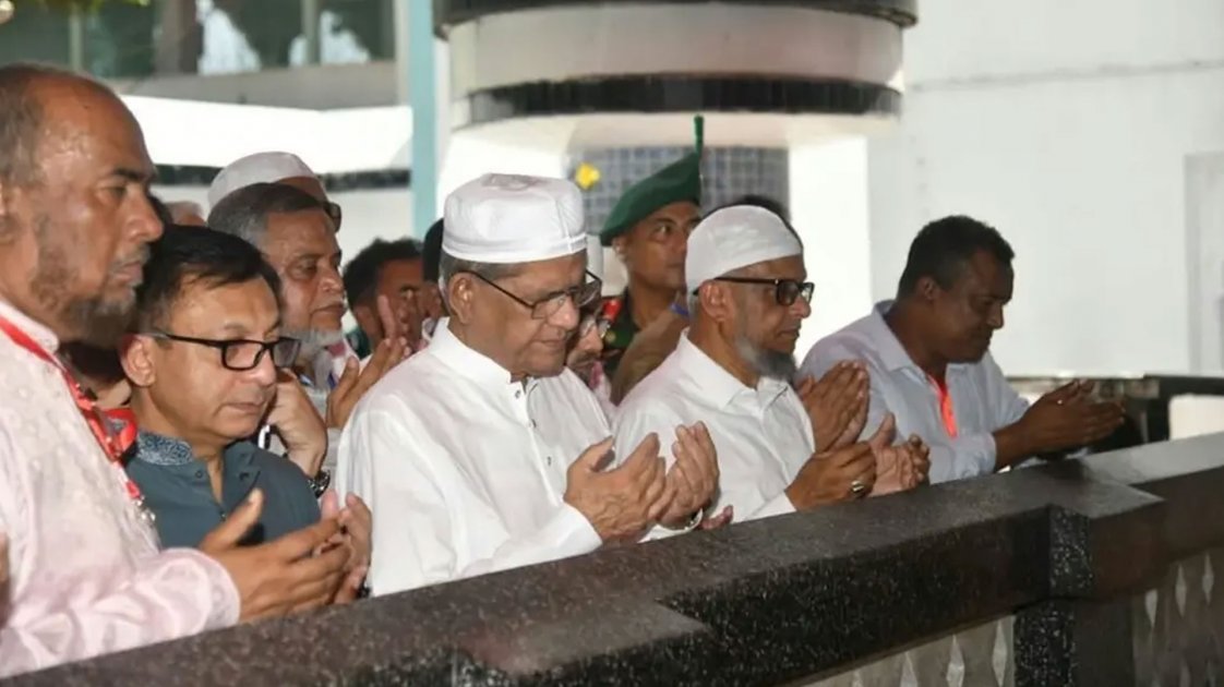 রাষ্ট্রপতি মির্জা ফখরুলের প্রথম সিলেট সফর ও শাহজালালের মাজার জিয়ারত