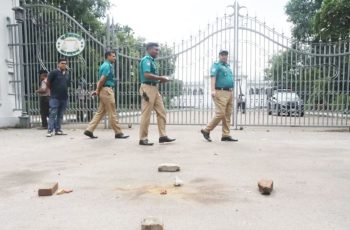 সুপ্রিম কোর্টে ককটেল বিস্ফোরণ, তদন্ত চলছে