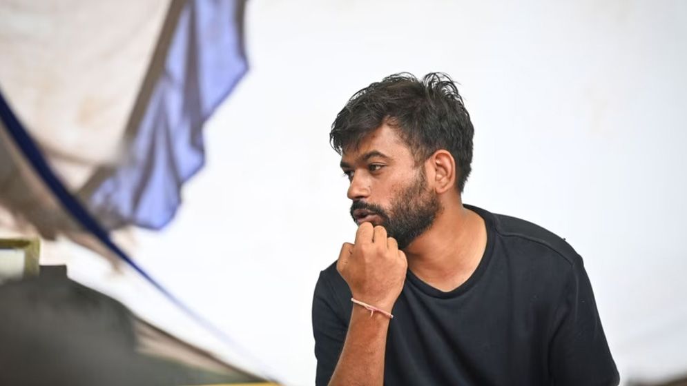 ককরোচ জনতা পার্টির নতুন আন্দোলন ‘আদিবাসী স্কুল ঠিক করো’ শুরু