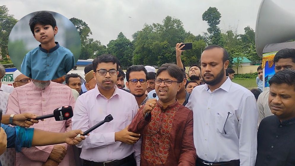 ইশায়াত শাহরিয়ার অপ্রতিমের জানাজায় বাবার আবেগঘন আহ্বান