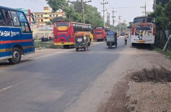 বাস ভাড়ায় কিলোমিটারে ১৭ পয়সা বৃদ্ধির সিদ্ধান্ত