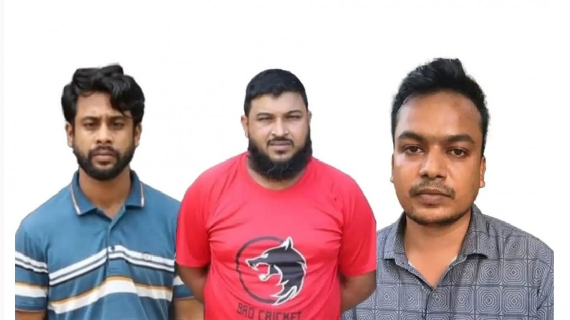 খুলনায় ভাত চুরির অভিযোগে ৩ জন গ্রেপ্তার, একজনের স্বীকারোক্তি