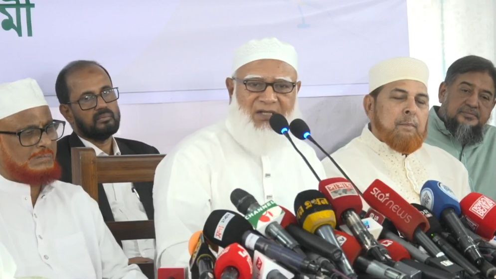 রাজপথে নামার পেছনে সংসদে নোটিশের গুরুত্ব না দেওয়ার অভিযোগ: জামায়াত আমির