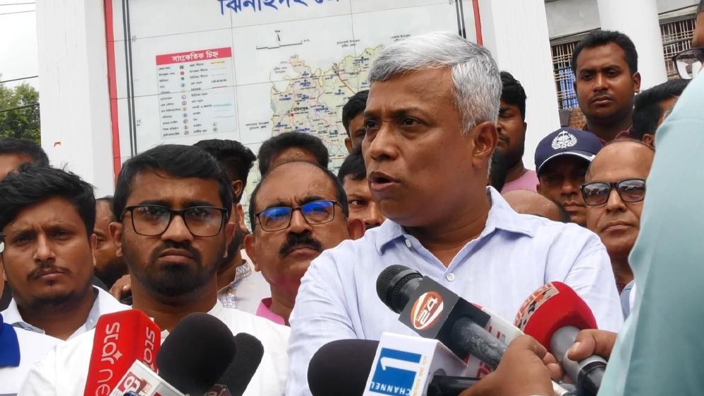 জ্বালানি তেলের দাম কমানোর আশা প্রকাশ করেছেন প্রতিমন্ত্রী