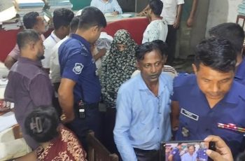 শরীয়তপুরে জাল দলিলের মাধ্যমে জমি বিক্রির চেষ্টা, ৩ আটক