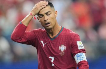 রোনালদো অবসরের সিদ্ধান্ত থেকে সরে এসে খেলতে চান আরও
