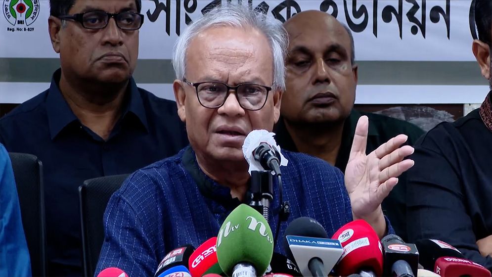 রিজভীর বক্তব্য: সরকার ও বিরোধী দলের ঐক্য অপরিহার্য
