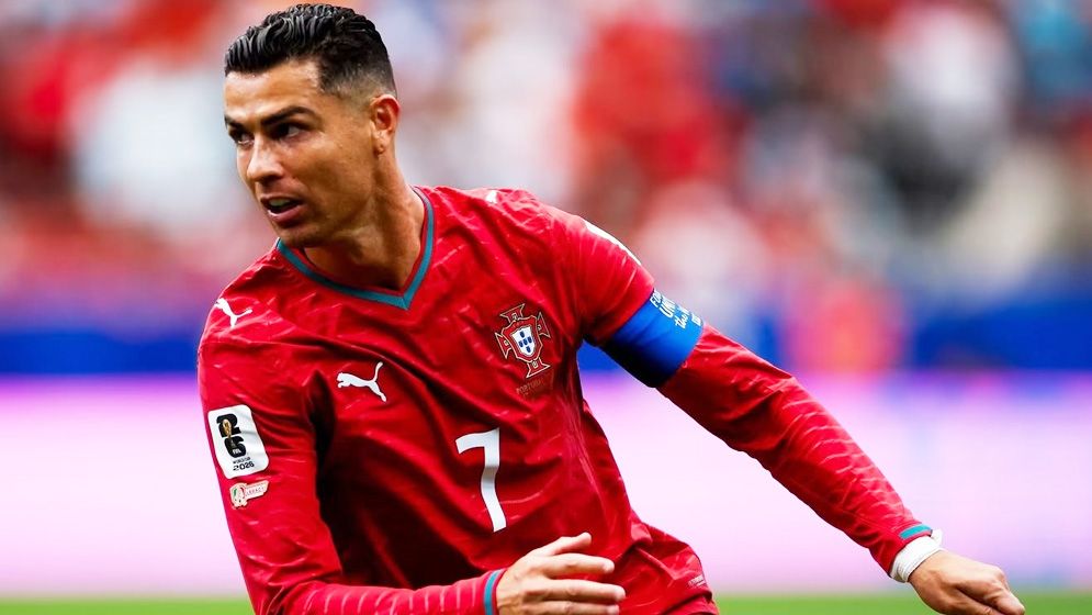 নেশনস লিগে খেলবেন রোনালদো, দলে জায়গা পেলেন ২৫ সদস্যের স্কোয়াডে