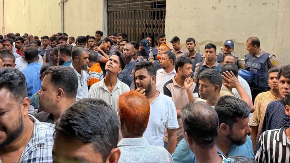 জাসদ কার্যালয়ে পুলিশের অভিযান, আ. লীগ নেতাকর্মী আটক