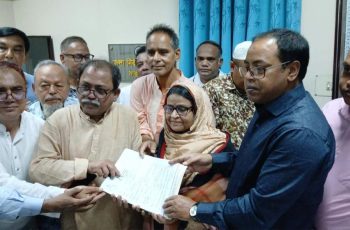 ঠাকুরগাঁও-১ আসনে উপনির্বাচনে মনোনয়নপত্র জমা দিলেন মির্জা ফয়সাল