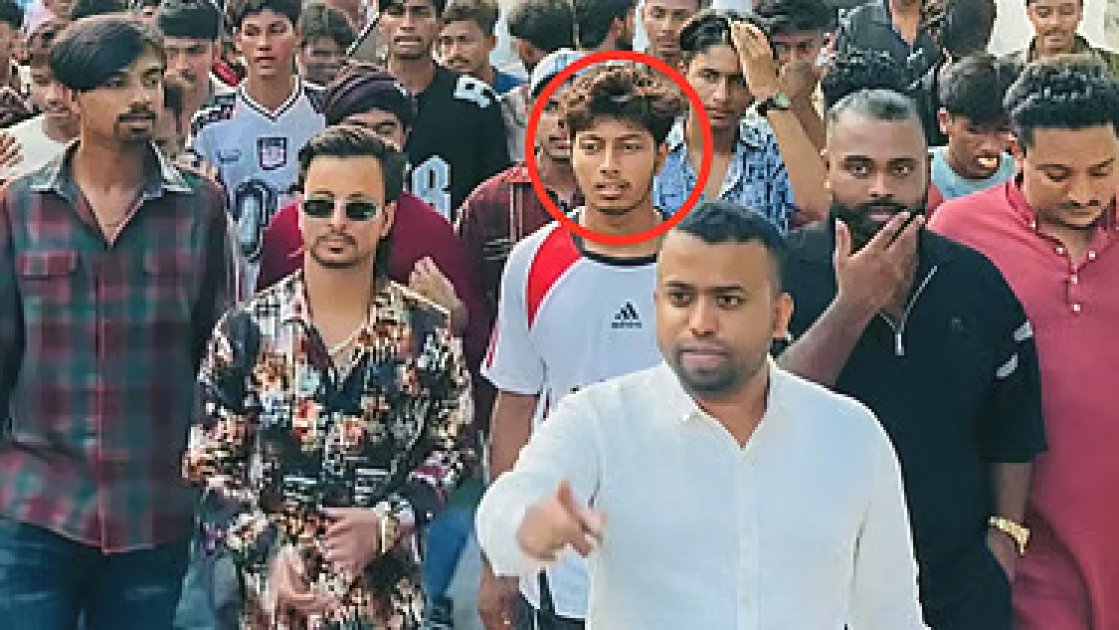 কুমিল্লার মিছিলে কিশোর গ্যাং সদস্যের উপস্থিতি নিয়ে বিতর্ক