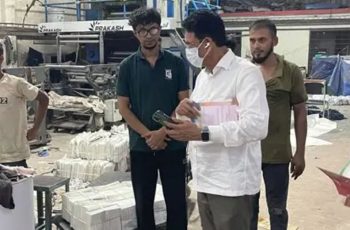 শিক্ষামন্ত্রীর মধ্যরাতের ঢাকায় ৬ প্রেস পরিদর্শন