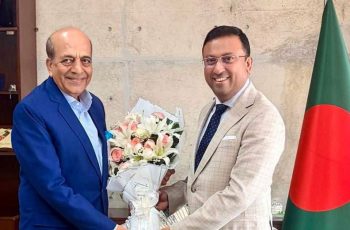 প্রধানমন্ত্রীর ভারত সফর নিয়ে ইতিবাচক আলোচনা চলছে