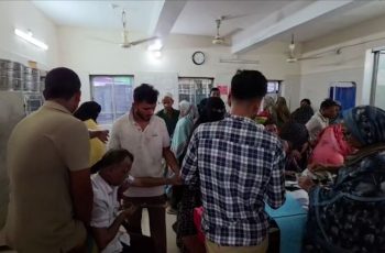 কুমিল্লায় আধিপত্য বিস্তার নিয়ে সংঘর্ষে আহত ১৫