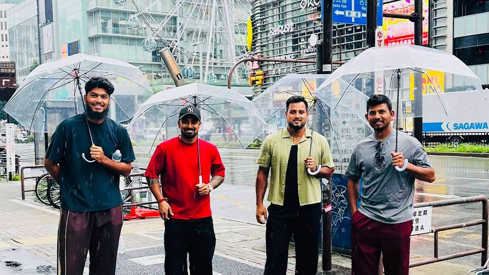 জাপানের জনপ্রিয় 'ভিনাইল আমব্রেলা' ও এর ইতিহাস