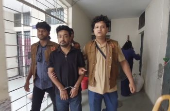 মুন্সিগঞ্জে অগ্রণী ব্যাংক থেকে কোটি টাকা আত্মসাৎ: কর্মকর্তা গ্রেফতার