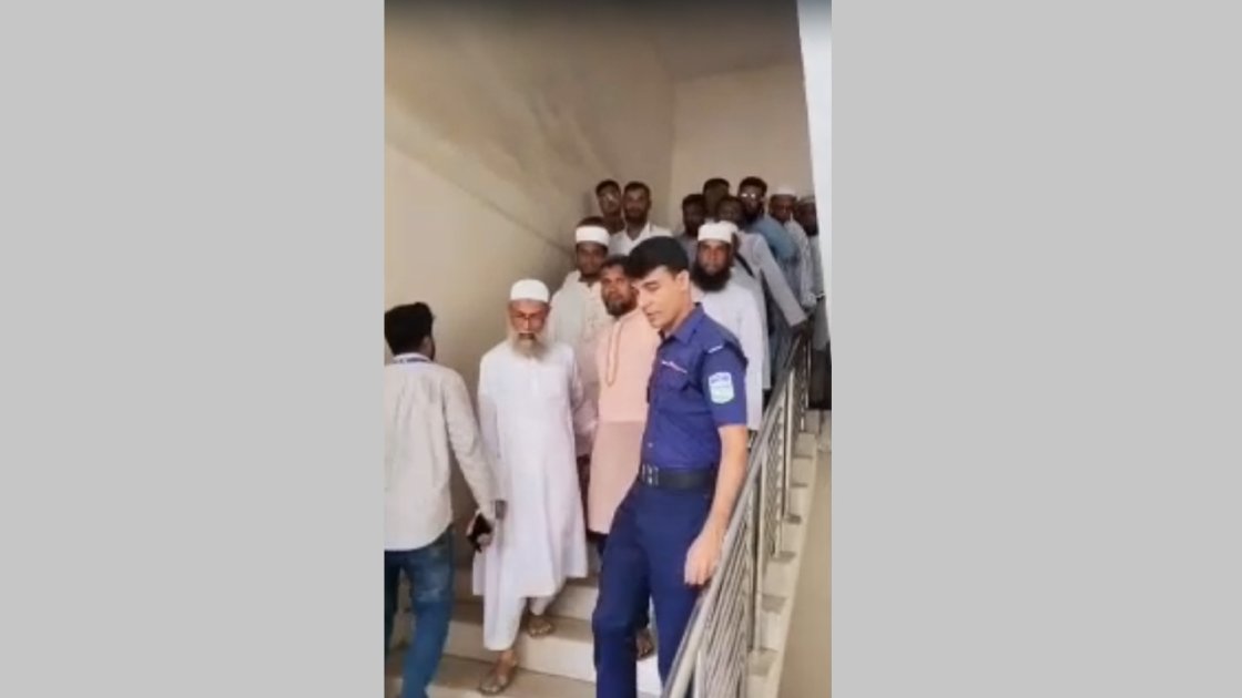 জামায়াতের ২৫ নেতাকর্মীর জামিন নামঞ্জুর, কারাগারে পাঠানো