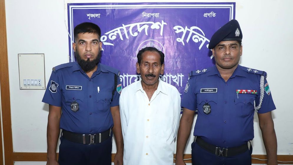 চুয়াডাঙ্গায় পুলিশের ওপর হামলাকারী আ. লীগ নেতা গ্রেফতার
