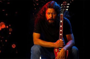 নগরবাউল: আমার রাশভারী চিরহরিৎ রকস্টার