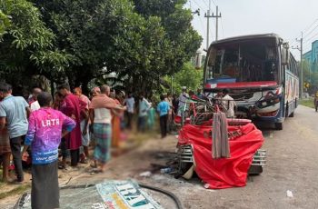 ময়মনসিংহে বাস-সিএনজির সংঘর্ষে ৭ জন নিহত