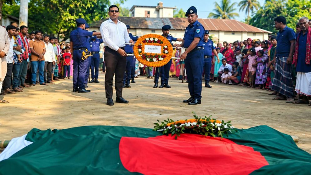 গাইবান্ধার বীরাঙ্গনা ফুলমতিকে রাষ্ট্রীয় মর্যাদায় শেষ বিদায়