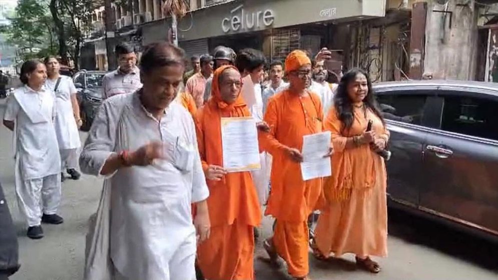 কলকাতায় বাংলাদেশ ডেপুটি হাইকমিশন অভিমুখে মিছিল আটকে দিল পুলিশ