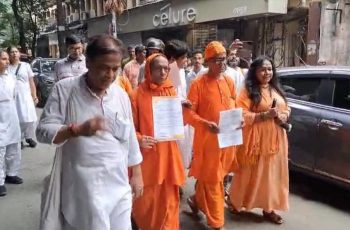 কলকাতায় বাংলাদেশ ডেপুটি হাইকমিশন অভিমুখে মিছিল আটকে দিল পুলিশ
