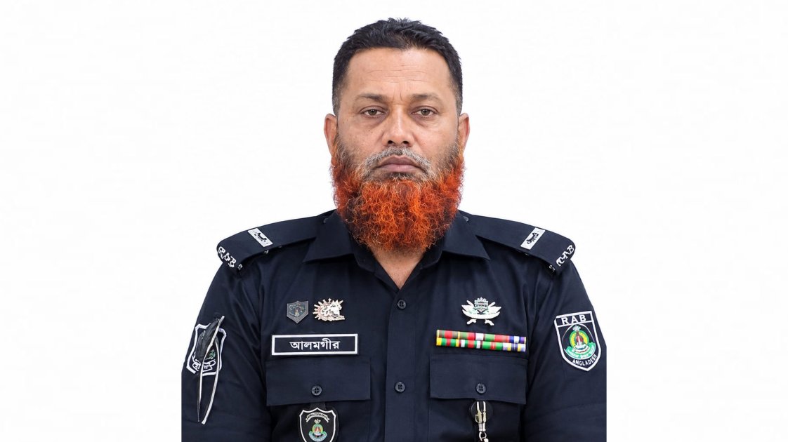 ফেনীতে ট্রাকচাপায় এসআরবি কর্মকর্তা নিহত
