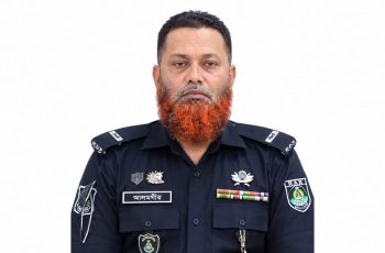 ফেনীতে ট্রাকচাপায় এসআরবি কর্মকর্তা নিহত