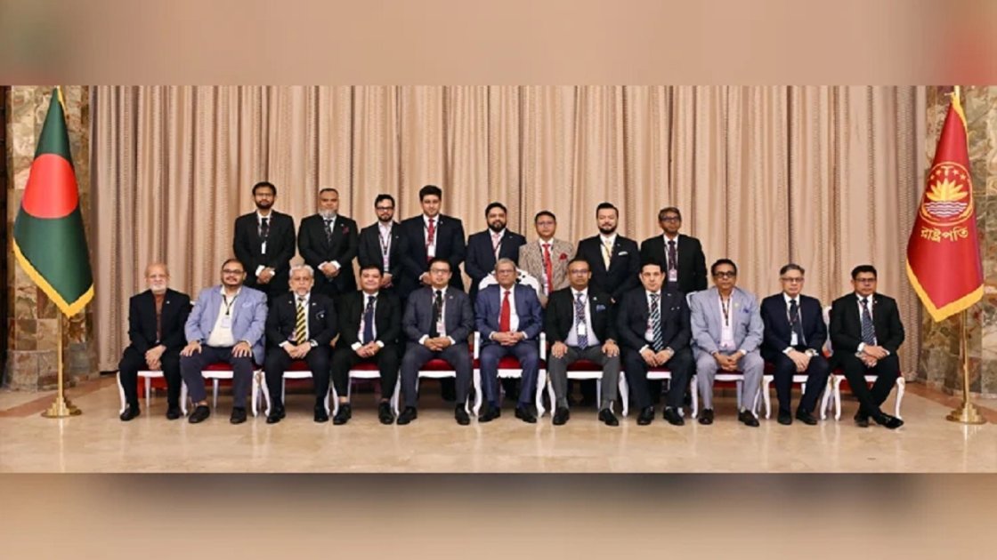 রাষ্ট্রপতি তরুণদের ব্যবসায় এগিয়ে আসার আহ্বান জানালেন