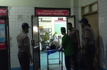 কুড়িগ্রামে বিএসএফের গুলিতে আহত দুই ভারতীয় নাগরিকের চিকিৎসা চলছে