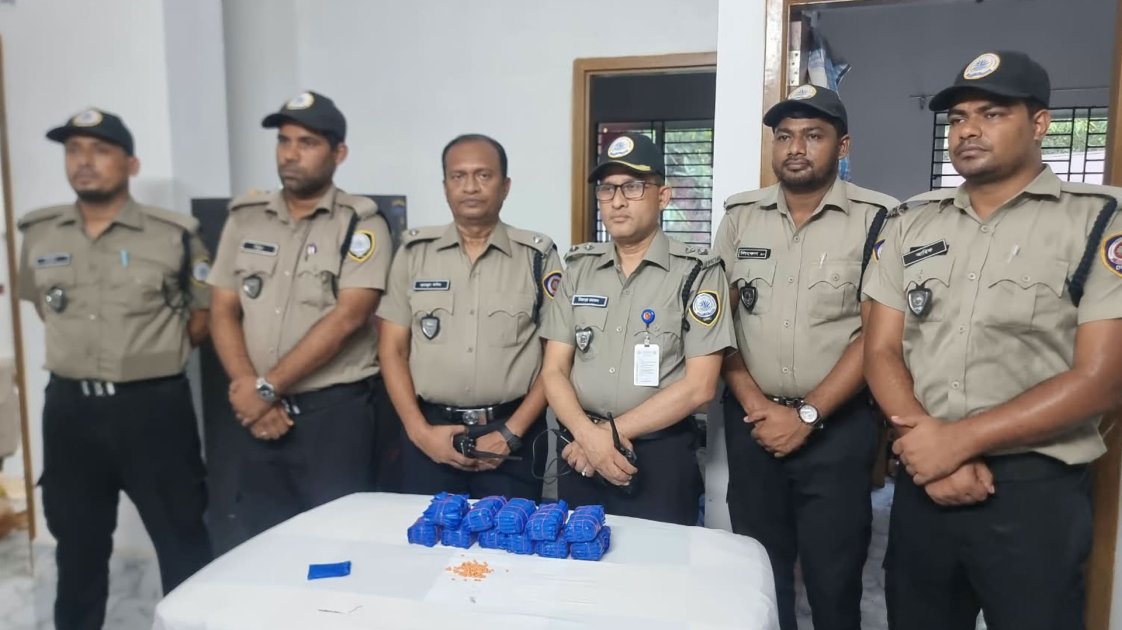 চাঁদপুরে ২২ হাজার ইয়াবা জব্দ, মূলহোতা পলাতক