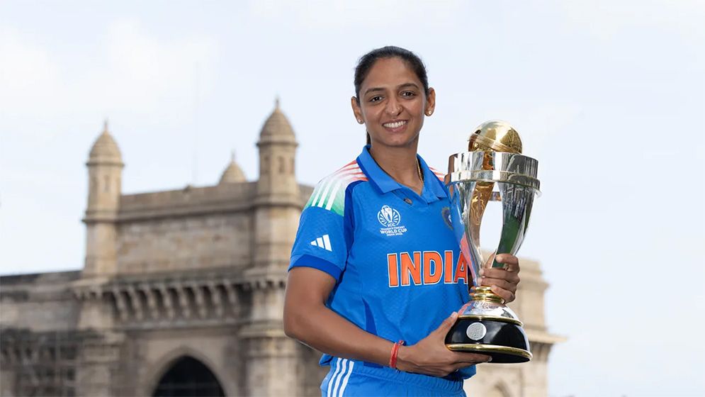 হারমানপ্রীত কৌর ভারতীয় নারী ক্রিকেট দলের অধিনায়কত্ব ছাড়লেন