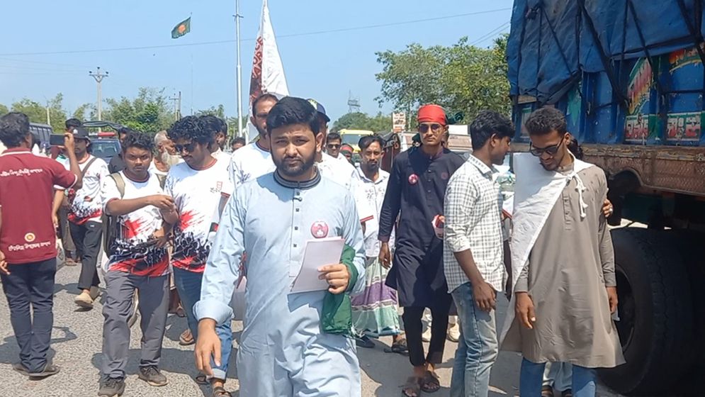 বাংলাবান্ধা জিরো পয়েন্টে ইনকিলাব মঞ্চের মার্চ ফর ইনসাফ শুরু