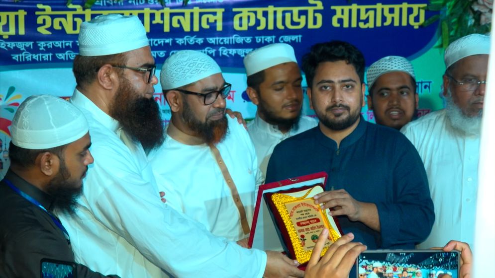 নাহিদ ইসলামের আহ্বান: সত্য ও ন্যায়ের পক্ষে দাঁড়াতে তরুণদের প্রতি আহ্বান