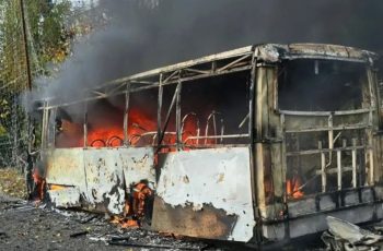 ইউক্রেনে রুশ বোমা হামলায় নিহত ৩৩, আহত ১৮