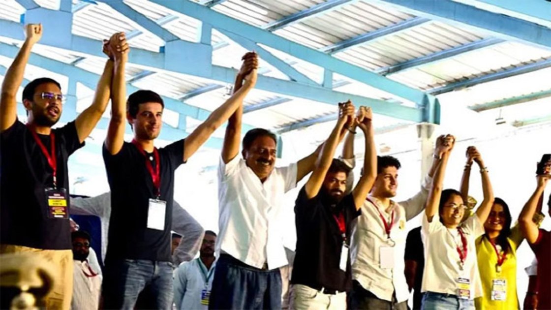 ভারতে সিইসির পদত্যাগ দাবিতে টানা তৃতীয় দিনের বিক্ষোভ