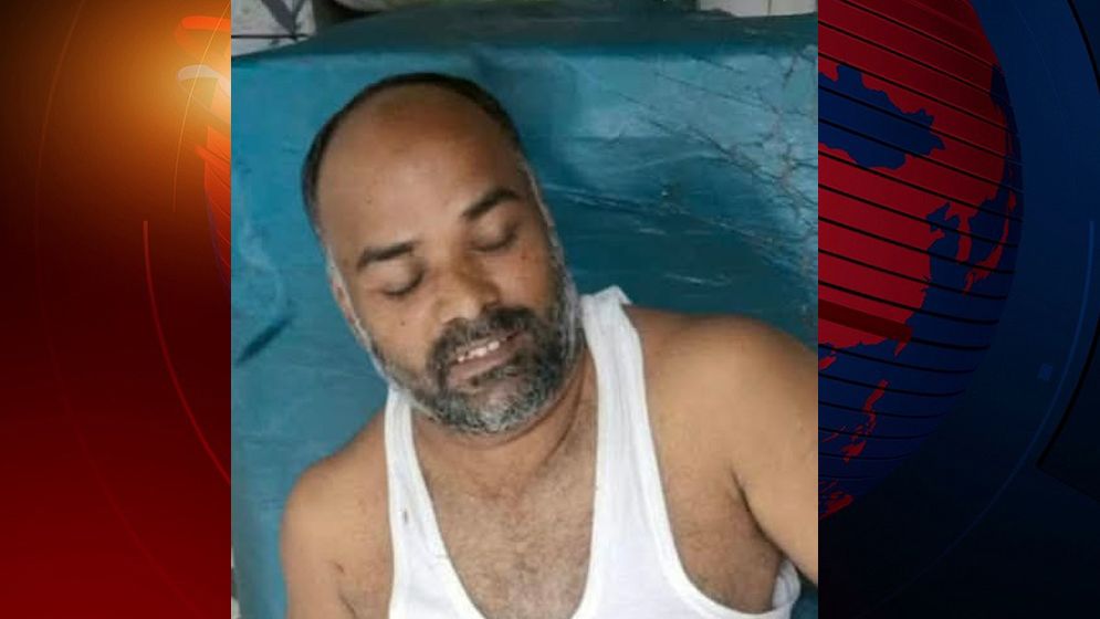 খুলনায় ছিনতাইকারীর ছুরিকাঘাতে পুলিশ কর্মকর্তা আহত, ঢাকায় পাঠানো