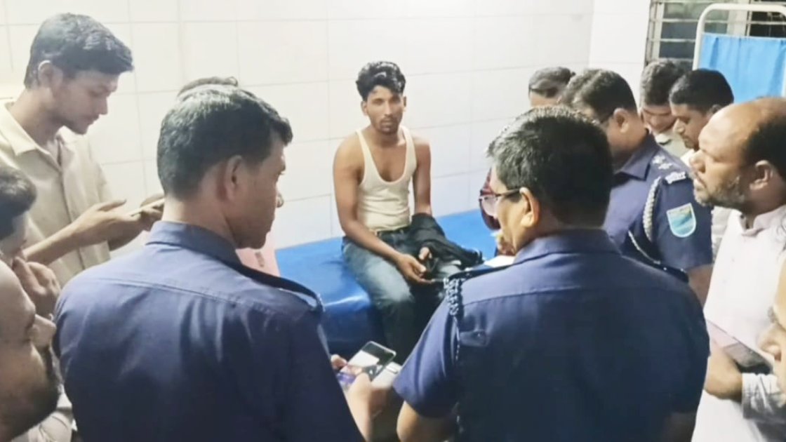 গাজীপুরে বিকাশের ডিস্ট্রিবিউটরের টাকা লুটের ঘটনায় গুলিবিদ্ধ ৩