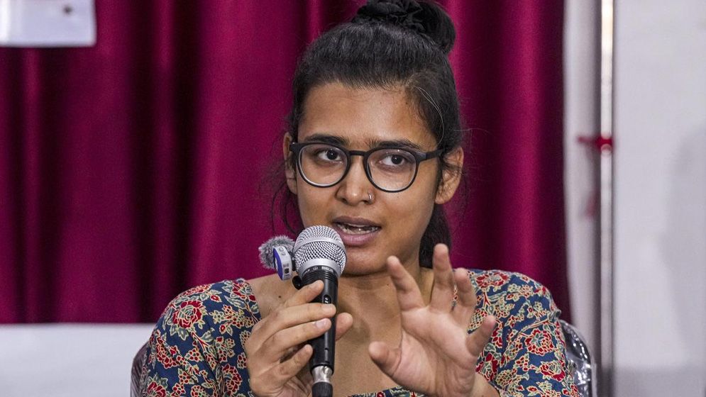 দিল্লিতে আটক এআইএসএ সভাপতি নেহা বোরা