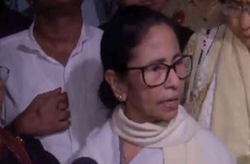 মমতা বন্দ্যোপাধ্যায়: রাষ্ট্রপতি মুর্মুকে ভোট চুরির প্রমাণ দেবেন ‘ইন্ডিয়া’ জোট