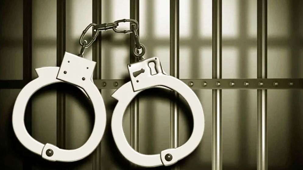 জুরাইনে ছিনতাইকারী জনির হত্যায় সহযোগীসহ ২ গ্রেফতার