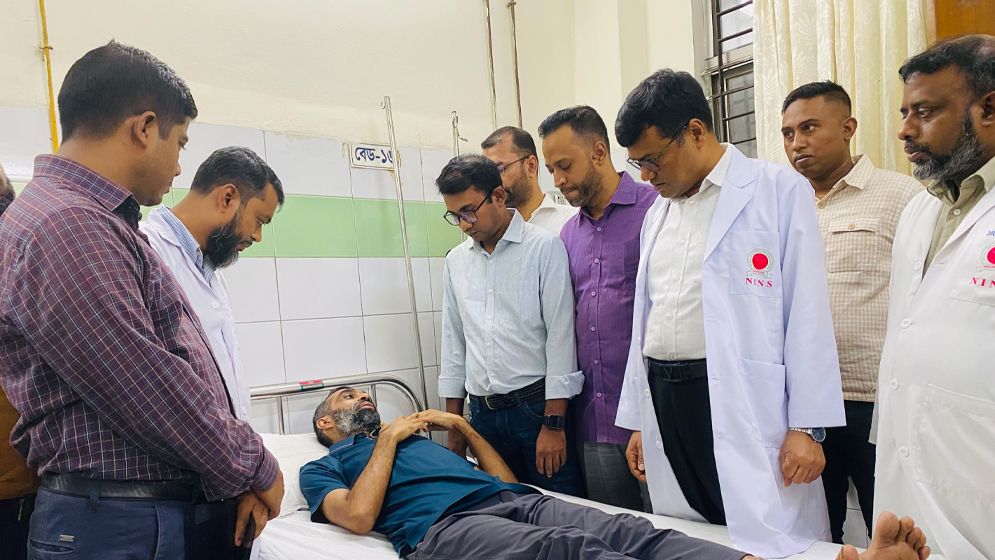 প্রধানমন্ত্রীর উদ্যোগে খুলনার খান সাইফুলের চিকিৎসা শুরু