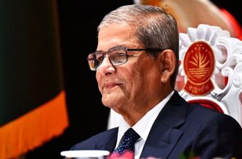 রাষ্ট্রপতির আহ্বান: সাংবাদিকদের পেশাগত অধিকার রক্ষায় ঐক্যবদ্ধ থাকার নির্দেশনা
