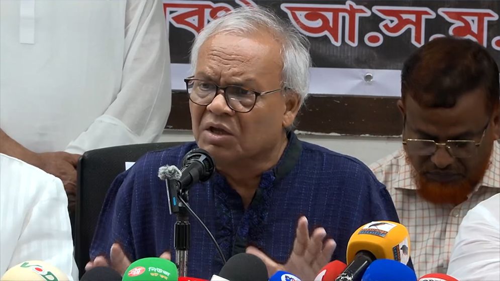 রিজভী: দূর্গাপূজায় নাশকতা করে সরকারের ভাবমূর্তি নষ্টের চেষ্টা করছে পরাজিত শক্তি