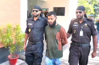 নারায়ণগঞ্জের সন্ত্রাসী সোহেল খন্দকার গ্রেফতার, উদ্ধার বিদেশি রিভলবার ও মাদক