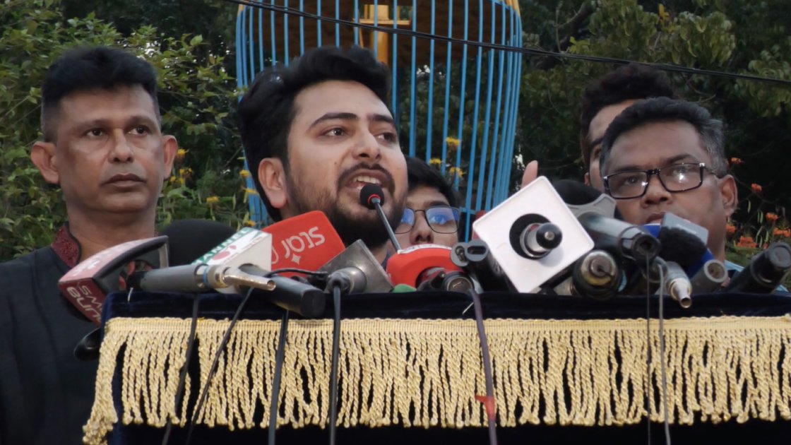 ড. ইউনূসকে হেনস্তার দায় খলিলুর রহমানের: নাহিদ ইসলাম