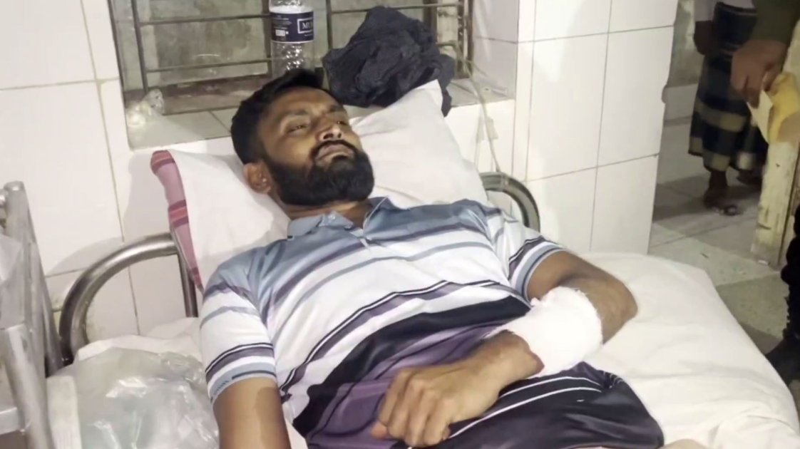 মাগুরায় মাদকবিরোধী অভিযানে পুলিশের এসআই ছুরিকাঘাতে আহত