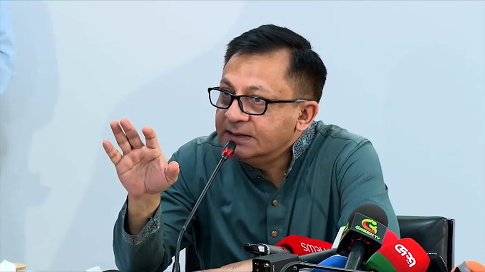এলপি গ্যাসের বাজার অস্থিতিশীল হলে কঠোর ব্যবস্থা: বাণিজ্যমন্ত্রী